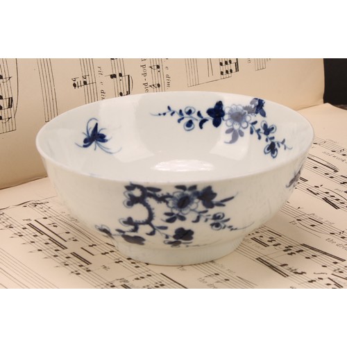 85 - A Worcester Prunus Root pattern circular bowl, printed in underglaze blue with scrolling prunus bran... 