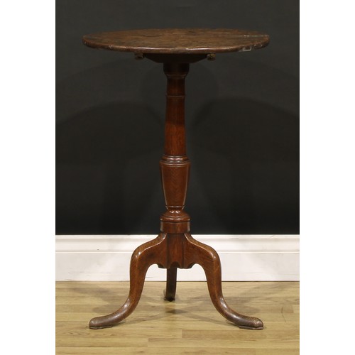 1403 - A George III oak tripod occasional table, circular tilting top, turned column, cabriole legs, pointe... 