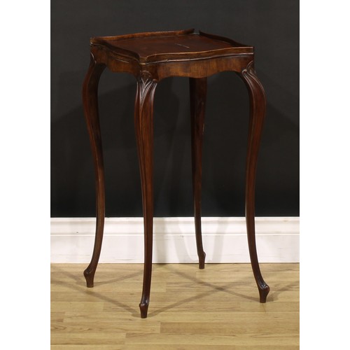 1485 - A 19th century mahogany urn or kettle stand, in the French Hepplewhite taste, 63cm high, the top 30.... 