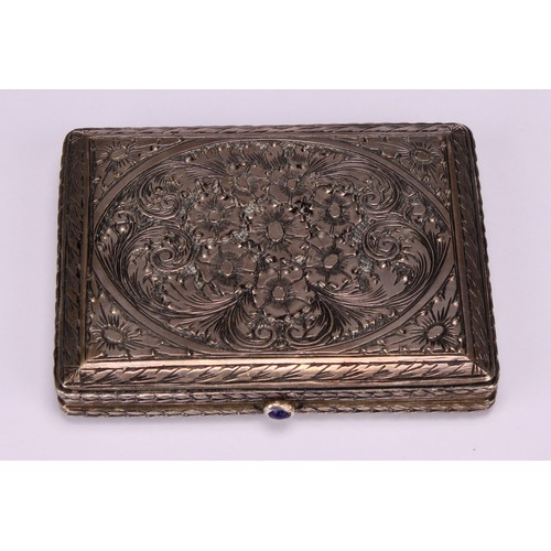 607 - A Continental silver rectangular snuff box, chased and engraved with flowers and scrolling leaves, 7... 