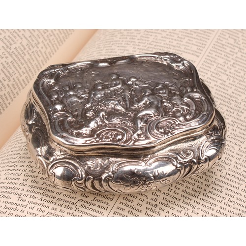 584 - A 19th century Dutch silver table snuff box, hinged cover chased with a scene from Classical antiqui... 