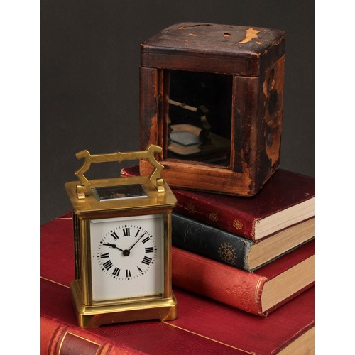 1881 - An early 20th century lacquered brass carriage timepiece, of squat proportions, 5.5cm rectangular en... 