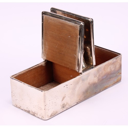 670 - A George V silver twin-compartment butler's cigarette waiting box, shaped carrying handle flanked by... 