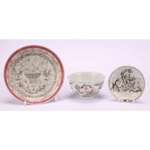 264 - A mid 18th century Chinese Jesuit tea bowl, painted en grisaille with putto and girl, with flowers a... 