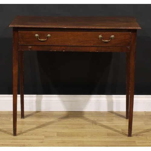 1401 - A George III mahogany side table, rectangular top above a long frieze drawer, tapered square legs, 7... 