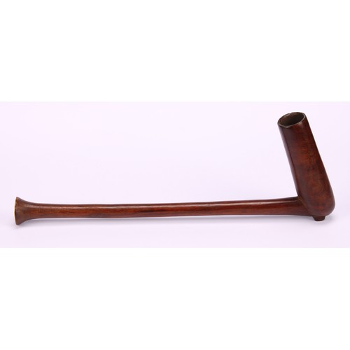 1375 - Tribal Art - an Xhosa pipe, 24cm long, South Africa, early 20th century