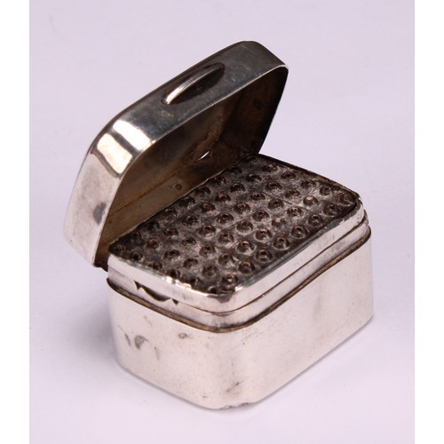 644 - A George III silver rounded rectangular nutmeg grater, quite plain, hinged cover enclosing a steel r... 