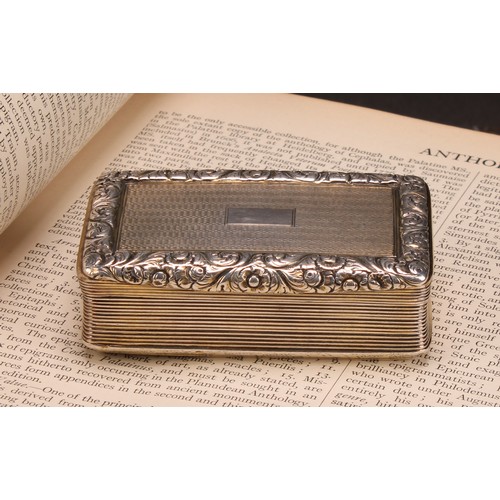 655 - A George IV silver table snuff box, hinged cover, gilt interior inscribed C.O.R - A.A.R. 22. June 19... 