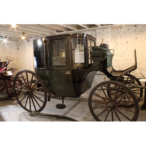 1472 - A Victorian horse drawn Bowman carriage, original upholstery, brass hubs marked KEITES & SONS, 183cm... 