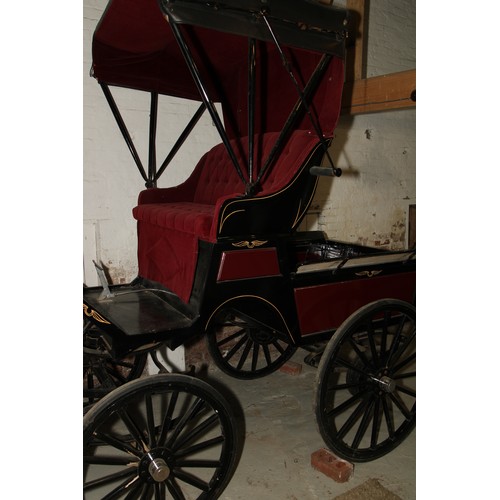 1476 - A 19th century North American horse drawn tall cart or buggy, by Canadian maker Voitures Robert & Fi... 