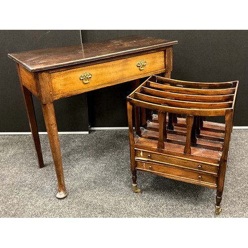 128 - A George III mahogany hall table, single drawer to frieze, pad feet, 71cm high x 83.5cm wide x 40.5c... 