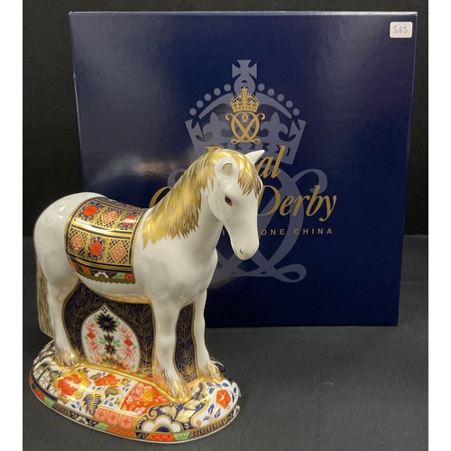 5 - A limited edition Royal Crown Derby ‘Appleby Mare’, No.585/1500, gold stopper, with certificate and ... 