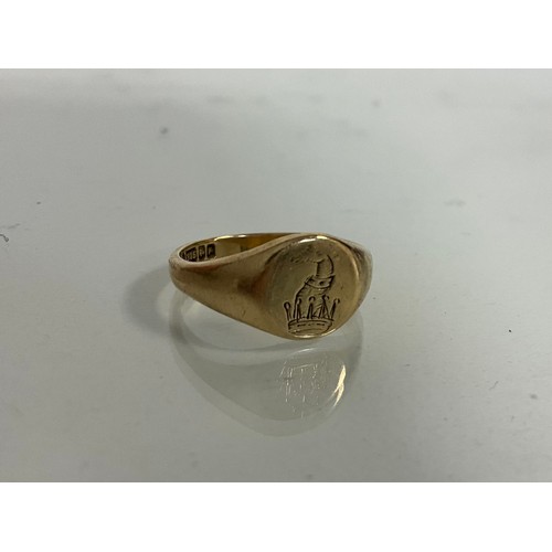 275 - A 9ct gold signet ring, size N, 3.3g