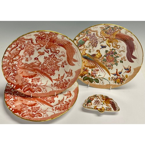 28 - A pair of Royal Crown Derby Red Aves shaped circular dinner plates, 27cm, printed marks, seconds; an... 