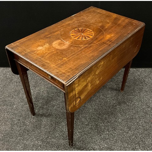 163 - A George III  mahogany Pembroke table, 68.5cm high x 84cm x 49.5cm.