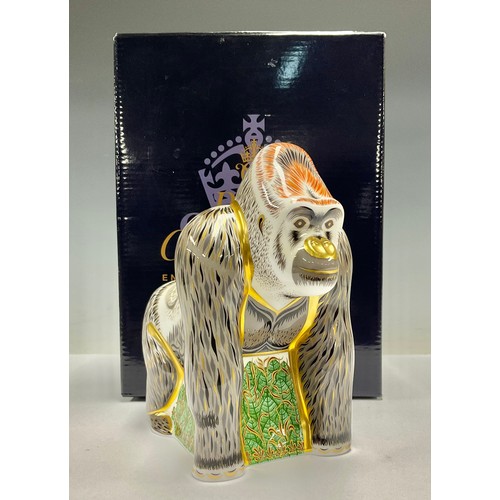 49 - A Royal Crown Derby paperweight, Mountain Gorilla, boxed