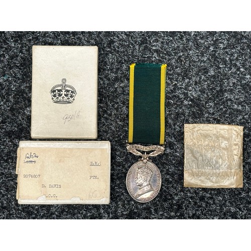 2042 - WW2 British GVI Territorial Efficiency Medal to “2074807 PTE.D.DAVIS. A.C.C.” complete with ribbon a... 