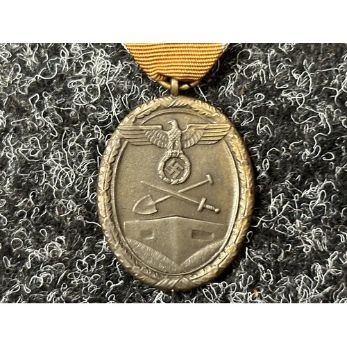 2069 - WW2 Third Reich Deutsches Schutzwall-Ehrenzeichen - West Wall Medal complete with replacement ribbon... 