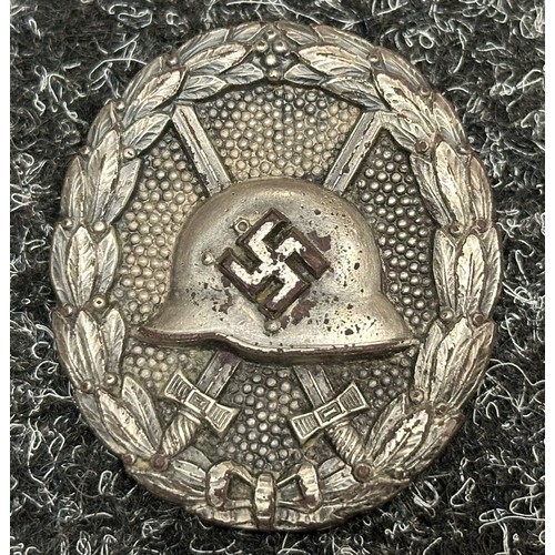 2081 - WW2 Third Reich Verwundetenabzeichen Condor Legion in Silber - Legion Condor Wound Badge in Silver. ... 