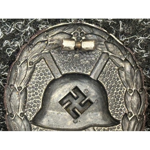 2081 - WW2 Third Reich Verwundetenabzeichen Condor Legion in Silber - Legion Condor Wound Badge in Silver. ... 