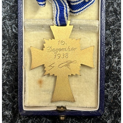 2085 - WW2 Third Reich Ehrenkreuz der Deutsche Mutter Erste Stufe - Mother's Cross 1st Class (Gold). Comple... 