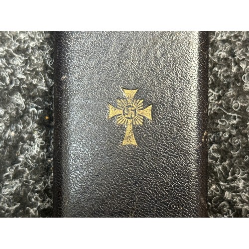 2086 - WW2 Third Reich Ehrenkreuz der Deutsche Mutter Erste Stufe - Mother's Cross 1st Class (Gold). Comple... 