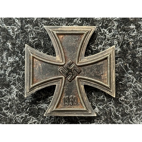 2093 - WW2 Third Reich Eisernes Kreuz 1. Klasse. Iron Cross 1st class 1939. No makers mark.