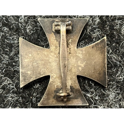 2093 - WW2 Third Reich Eisernes Kreuz 1. Klasse. Iron Cross 1st class 1939. No makers mark.