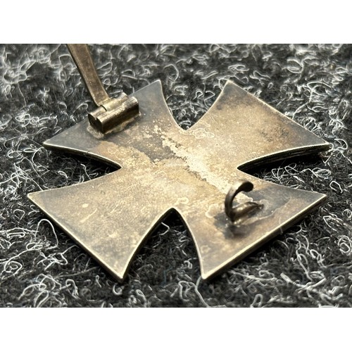 2093 - WW2 Third Reich Eisernes Kreuz 1. Klasse. Iron Cross 1st class 1939. No makers mark.