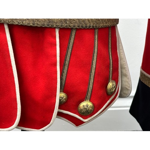 2120 - Royal Scots Majors Tunic, Belt, Cross Belt and Trews.