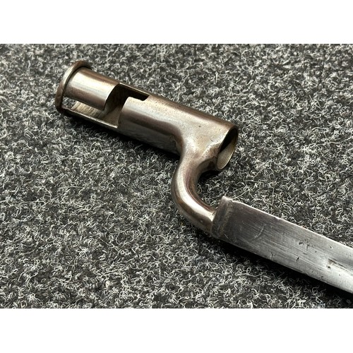 2138 - Socket bayonet with one flat and two fullered faces 400mm in length, maker marked 