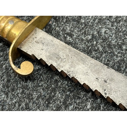 2161 - British 1856 Pattern Pioniers Saw Back Short Sword with saw edge blade 570mm in length. Maker marked... 