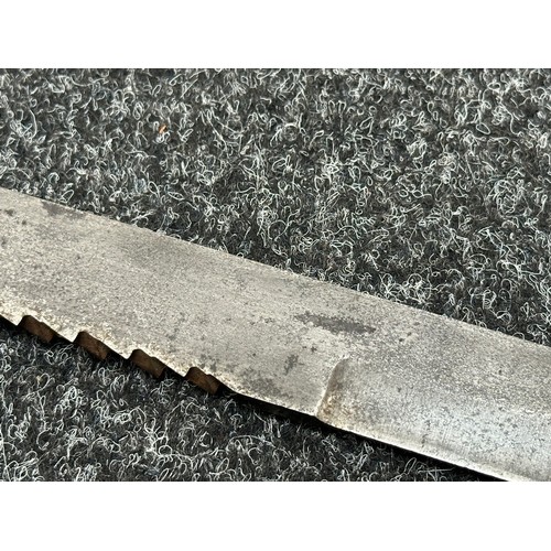 2161 - British 1856 Pattern Pioniers Saw Back Short Sword with saw edge blade 570mm in length. Maker marked... 