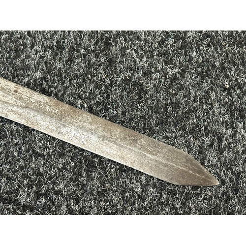 2164 - Britsh 1856 pattern Short Sword with fullered double edged blade 645mm in length, no makers mark. Ca... 