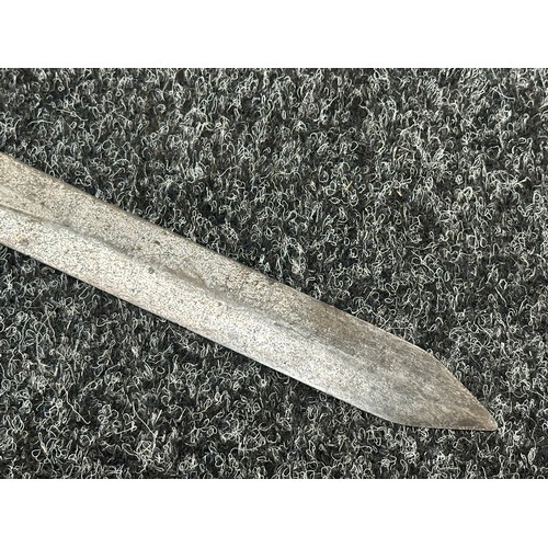 2164 - Britsh 1856 pattern Short Sword with fullered double edged blade 645mm in length, no makers mark. Ca... 