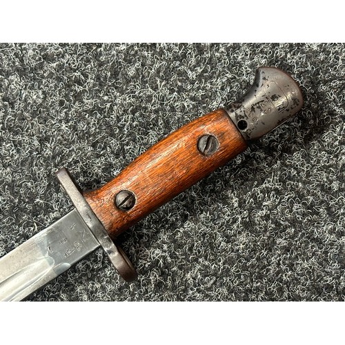 2187 - WW1 British 1907 Pattern Bayonet with single edged fullered blade 433mm in length with makers mark 