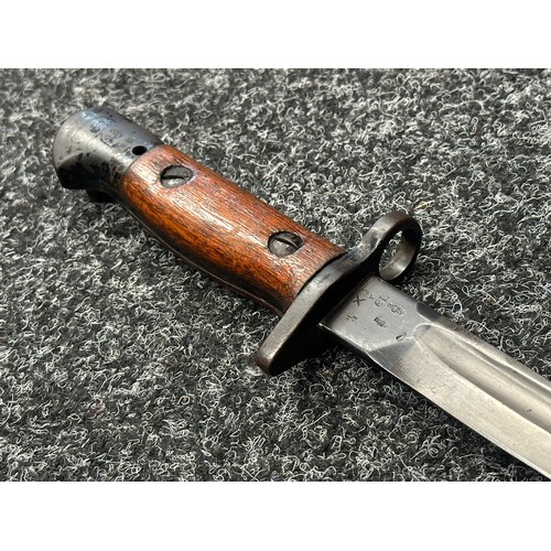 2187 - WW1 British 1907 Pattern Bayonet with single edged fullered blade 433mm in length with makers mark 