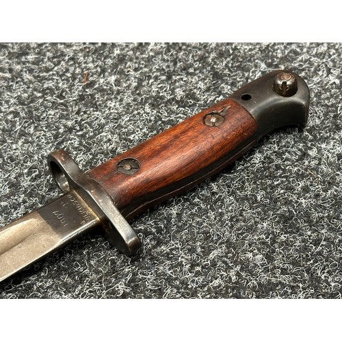 2192 - WW1 British 1907 Pattern Bayonet with fullered single edged blade 432mm long blade, maker marked and... 