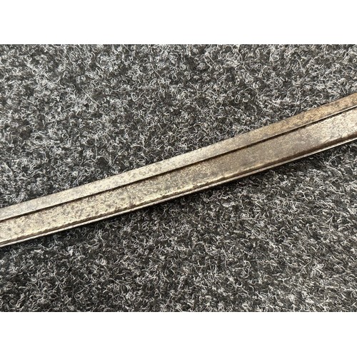 2194 - WW1 British 1907 Pattern Bayonet with fullered single edge blade 430mm in length, maker marked and d... 