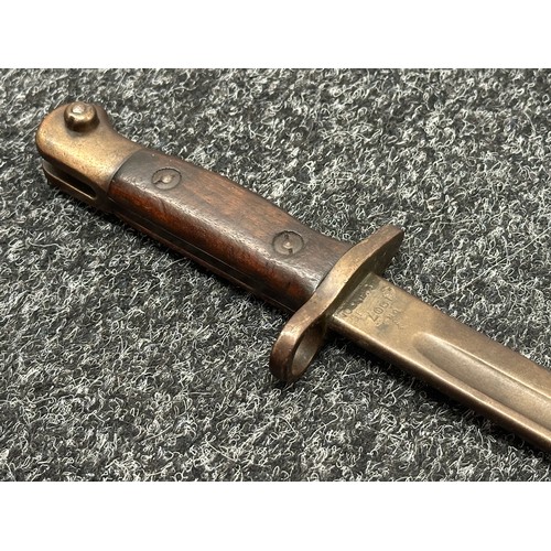 2202 - WW1 British 1907 Pattern Bayonet with single edged fullered blade 432mm in length, maker marked 