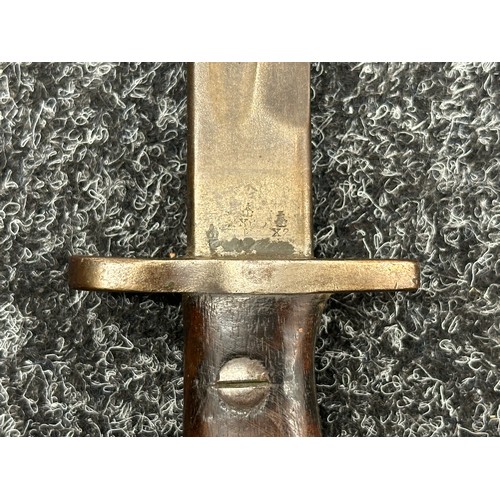 2202 - WW1 British 1907 Pattern Bayonet with single edged fullered blade 432mm in length, maker marked 