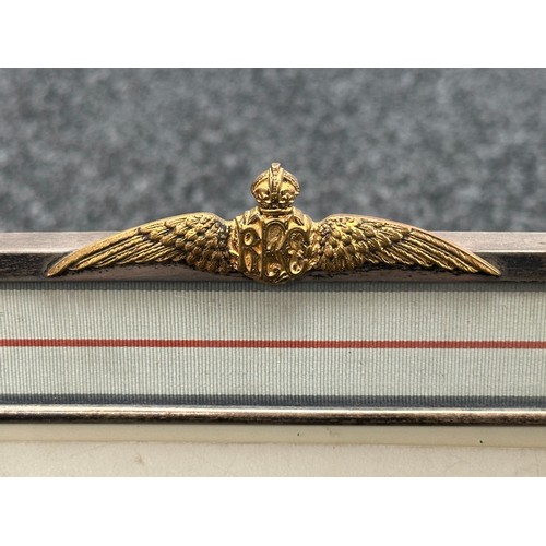 2205 - WW1 British Royal Flying Corp Hallmarked Silver Desk Photo Frame with Gilt RFC Wings, complete with ... 