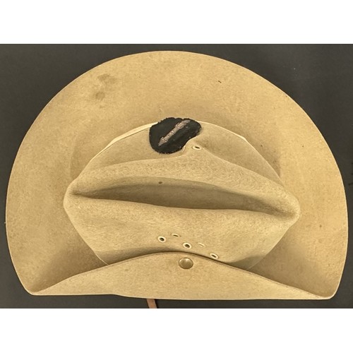 2228 - WW2 British Slouch hat with gold wire bullion arrow insignia on black backing for the 7th Indian Inf... 