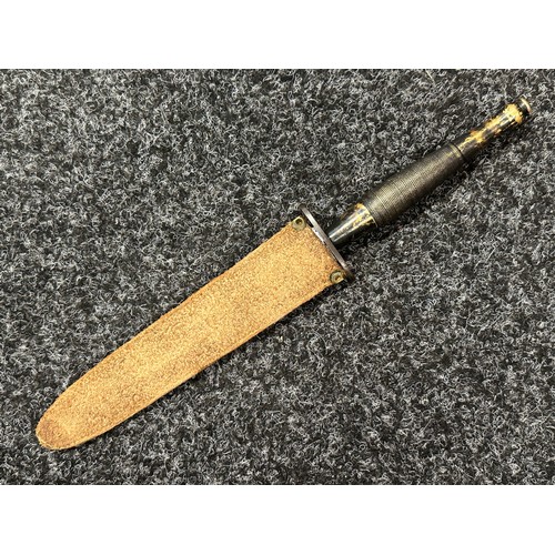 2231 - WW2 British 2nd Pattern Fairbairn - Sykes Fighting Knife. Private purchase example with unmarked blu... 