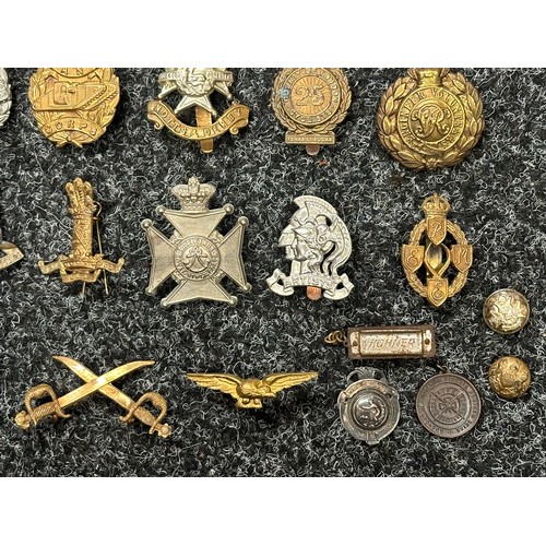 2249 - WW2 British Cap badges to include: South Staffs, Staffordshire Yeomanry, Notts & Derbys, RTR, Tank C... 