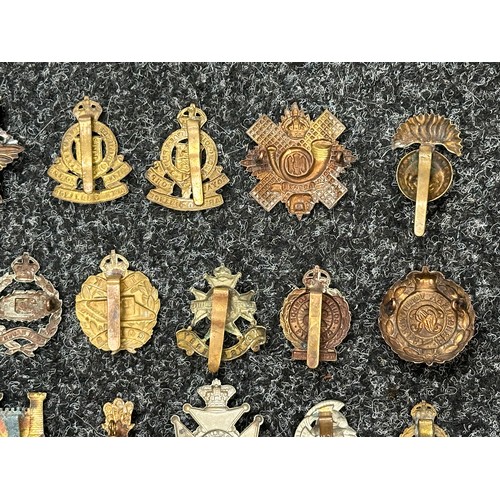 2249 - WW2 British Cap badges to include: South Staffs, Staffordshire Yeomanry, Notts & Derbys, RTR, Tank C... 