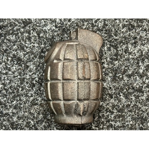 2251 - WW2 British No36 Grenades and No5 Grenade collection, all INERT & FFE: one No36 complete with filler... 