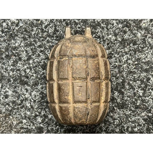 2251 - WW2 British No36 Grenades and No5 Grenade collection, all INERT & FFE: one No36 complete with filler... 