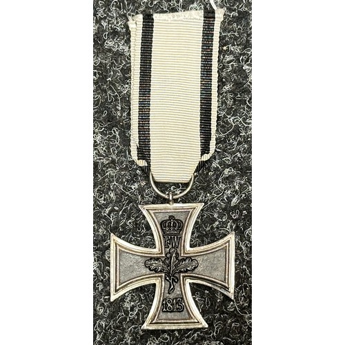 2278 - WW1 Imperial German Eisernes Kreuz 2. Klasse 1914. Iron Cross 2nd class 1914 complete with Non Comba... 