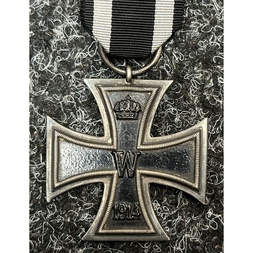 2279 - WW1 Imperial German Eisernes Kreuz 2. Klasse 1914. Iron Cross 2nd class 1914 complete with ribbon. M... 